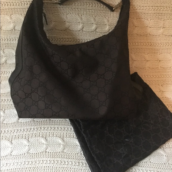 Gucci handbag in mint condition. - Picture 7 of 8